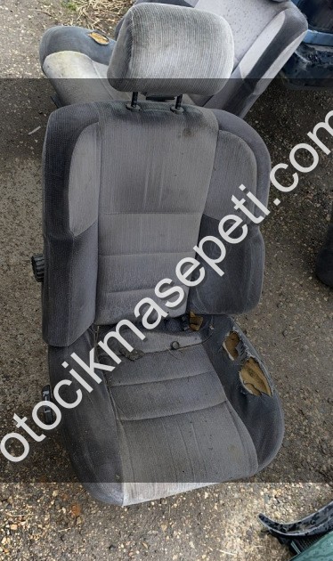 Renault 21 ön sağ koltuk