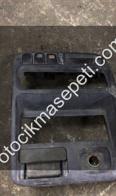 Mazda lantis teyp çerçevesi