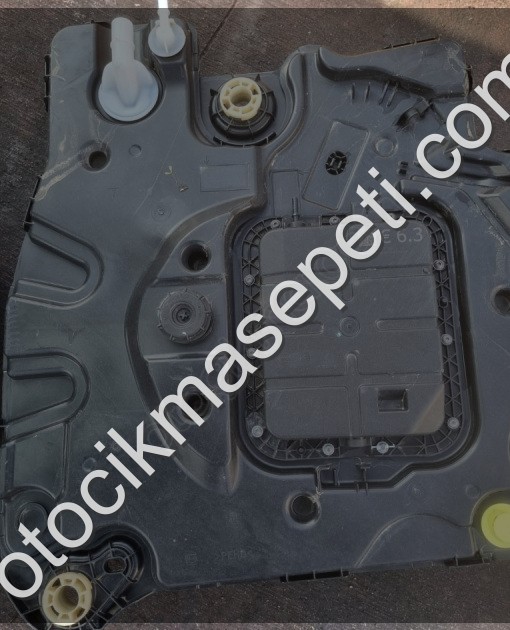 PEUGEOT  301   ÇIKMA  ADBLUE  DEPOSU - Peugeot Oto Çıkma Parça