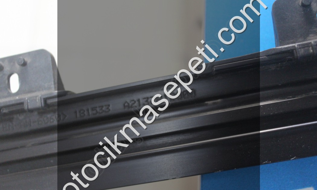 A2477808900 MERCEDES 213 ÖN SUNROOF PERDESİ