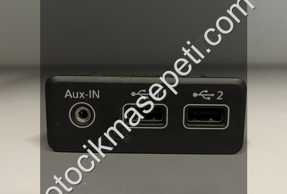 CLİO 5 AKSESUAR PRİZİ AUX USB GİRİŞ ORJİNAL 280231941R