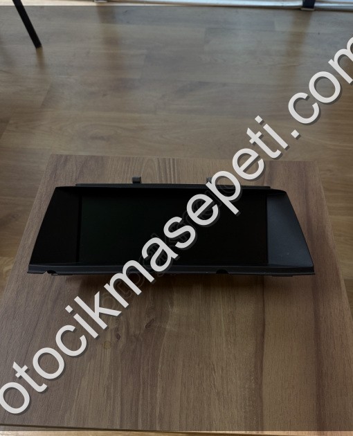 BMW MULTİ MEDYA EKRANI