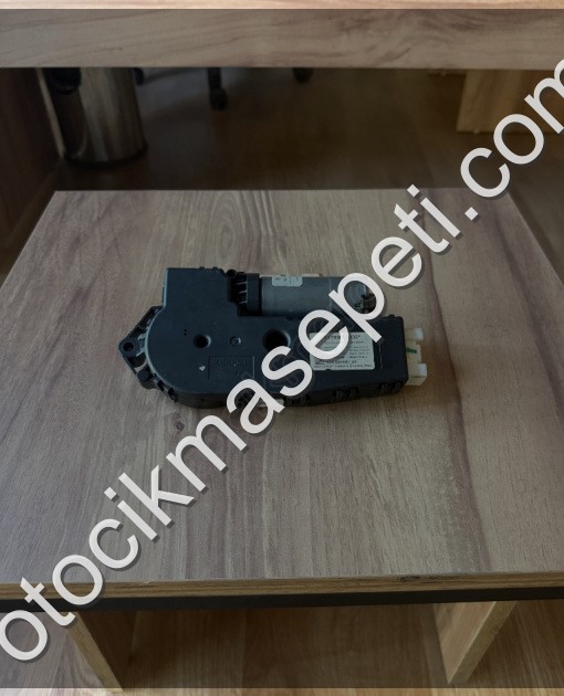 MERCEDES SANRUF MOTORU