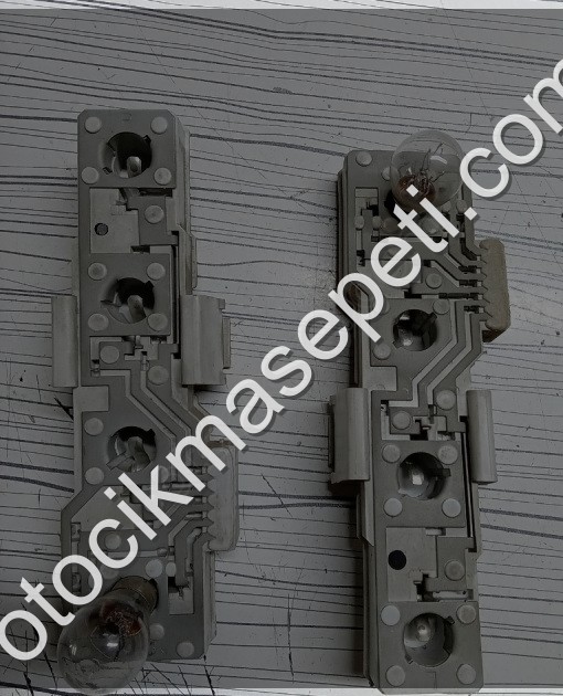 SKODA Octavia Arka Lamba Tutucu 1U6945258