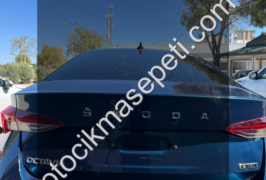 SKODA OCTAVİA ARKA TAMPON ORİJİNAL SÖKME - 5E6807421
