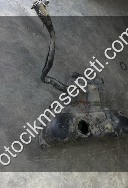 RENAULT MEGANE 4 TCE YAKIT DEPOSU