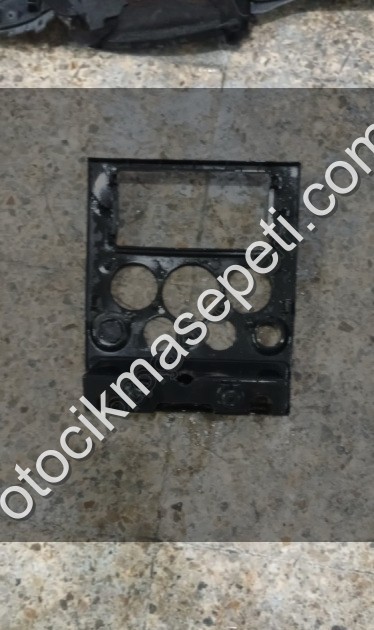 Ford Connect teyp çerçevesi