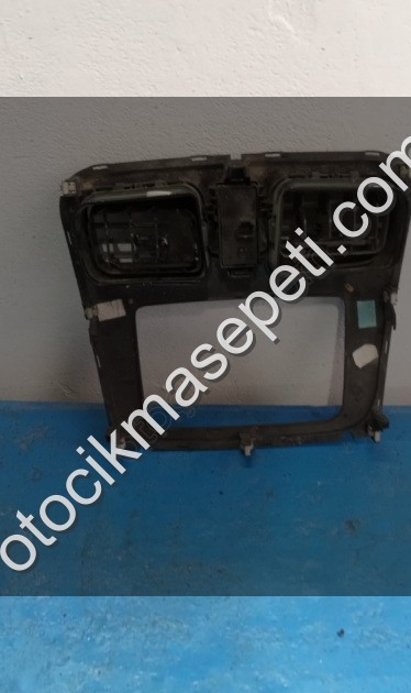 Symbol teyp çerçevesi ve orta difüzörler