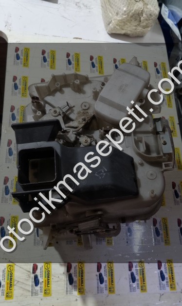 Honda İes Kalorifer Kutusu