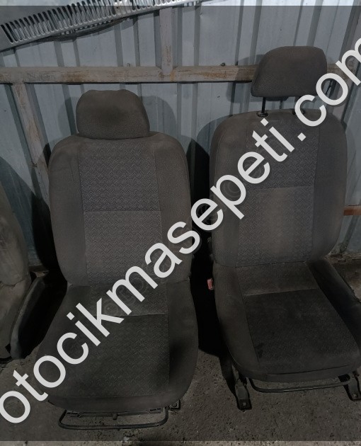 Ford Connent Ön Koltuk Sağ-sol