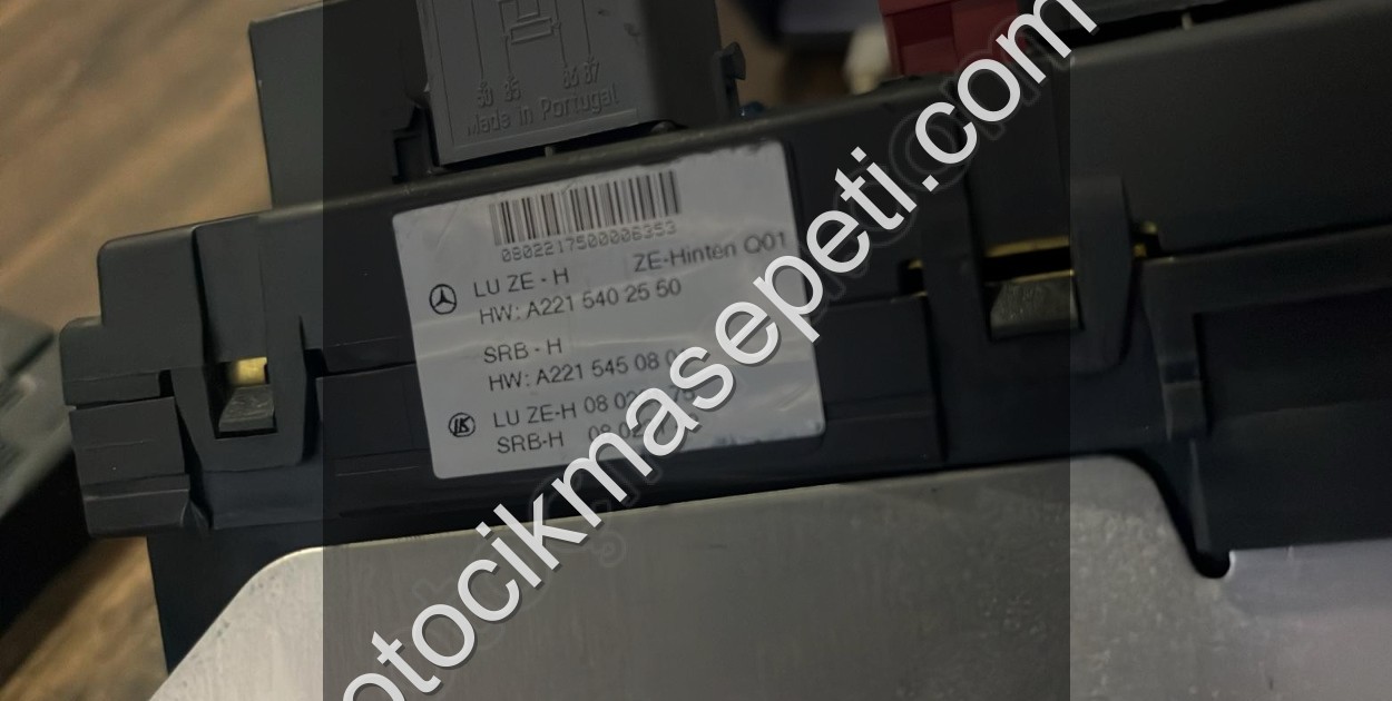 MERCEDES W221 A2215402550 ARKA SAM BEYNİ OTO FEDAİ