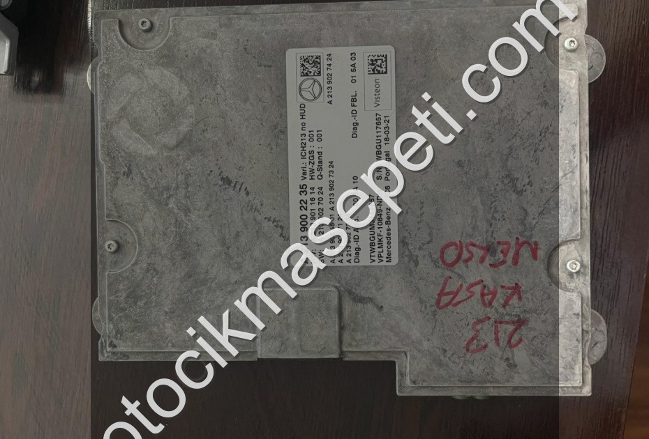 MERCEDES W213 A2139002235 HUD KONTROL MODÜLÜ OTO FEDAİ