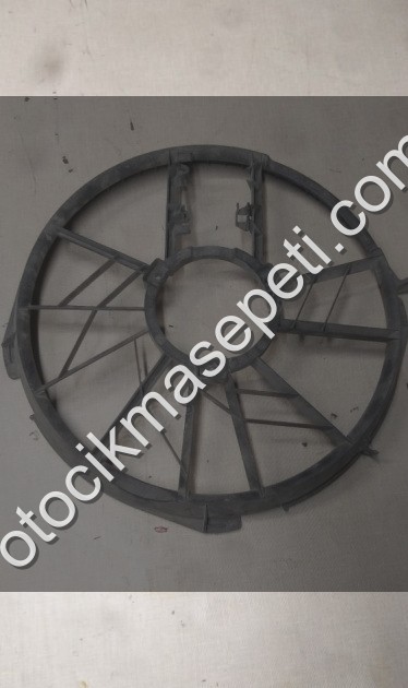 Mercedes Benz B180 b200 Fan davlumbazı