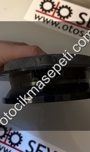 1KM035454B Volkswagen Jetta 2008 sağ - sol arka hoparlör