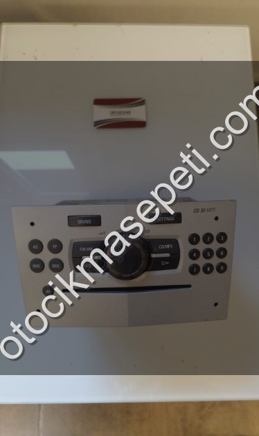 13289919 Opel Corsa d orjinal CD çalar teyp