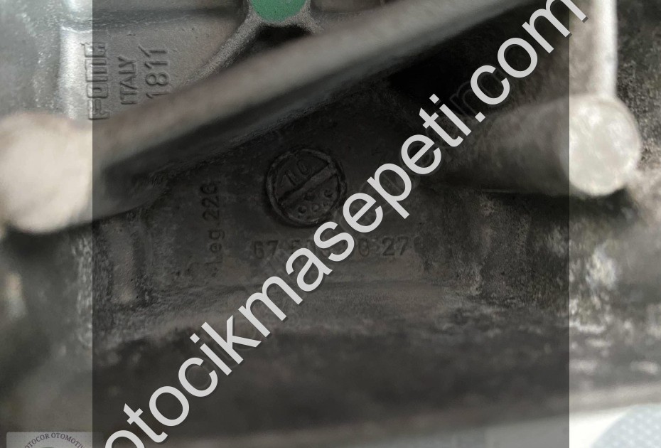 BMW E46 M52 E54 320İ ORJ MOTOR SÖKMESİ YAĞ FİLTRE KÜTÜĞÜ 1713838