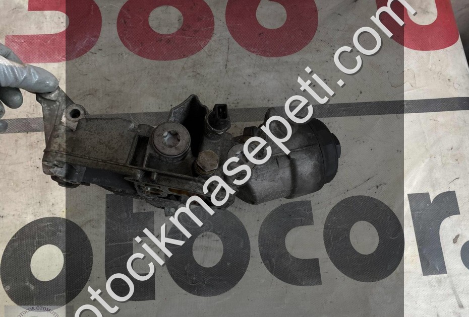 BMW E46 M52 E54 320İ ORJ MOTOR SÖKMESİ YAĞ FİLTRE KÜTÜĞÜ 1713838
