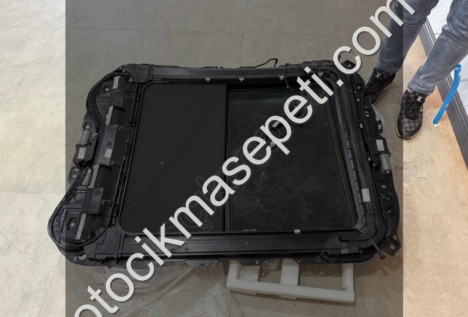 Cupra Formentor komple sunroof sıfır orijinal