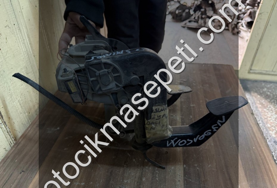 VOLKSWAGEN VOLT DEBRİYAJ PEDALI , VOLKSWAGEN LT35 DEBRİYAJ PEDALI