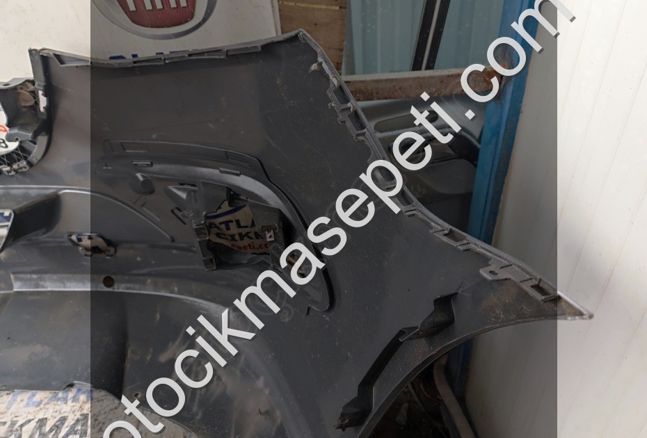 Mercedes Sprinter ön tampon - Detay Görseli 7