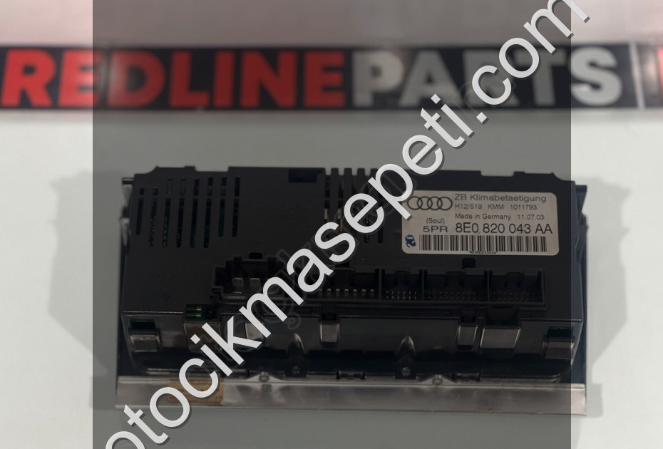 8E0820043AA AUDİ A4 KLİMA KONROL PANELİ