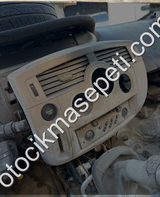 Renault scenic çıkma göğüs çerçevesi