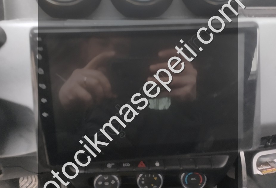 DACİA DUSTER MULTİMEDYA RADYO EKRANI SÖKME RENKAY KOCAELİ