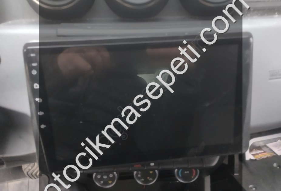 DACİA DUSTER MULTİMEDYA RADYO EKRANI SÖKME RENKAY KOCAELİ