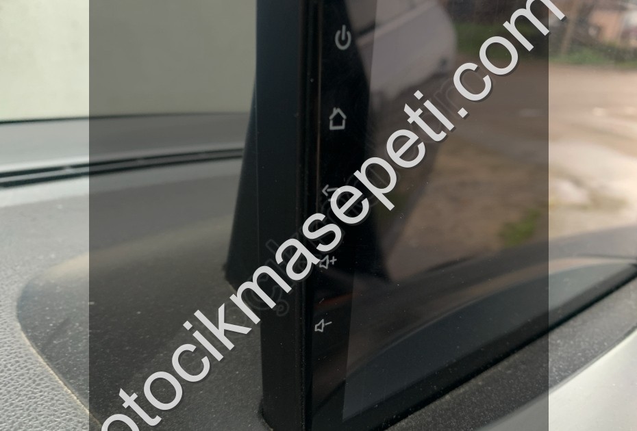 RENAULT FLUENCE MULTİMEDYA OYNATICI EKRAN ORJ SÖKME RENKAY