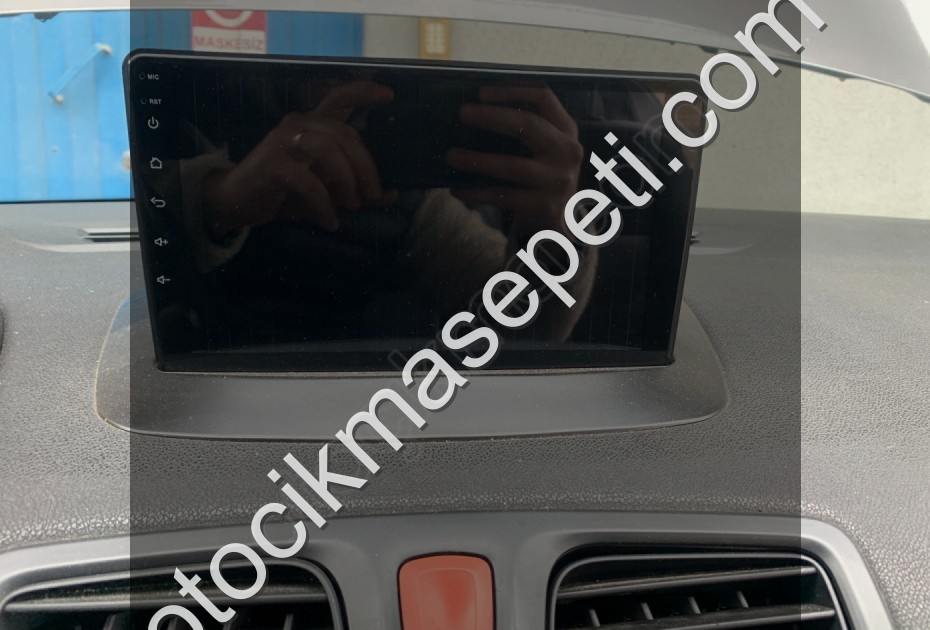 RENAULT FLUENCE MULTİMEDYA OYNATICI EKRAN ORJ SÖKME RENKAY
