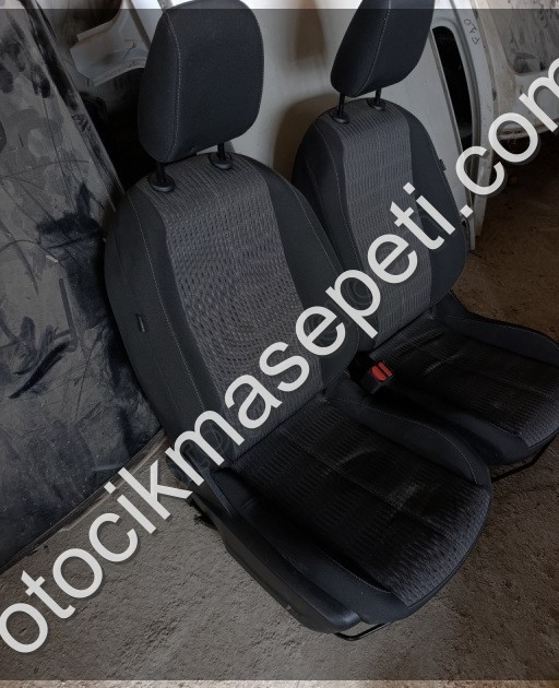 Opel Corsa F koltuk takımı