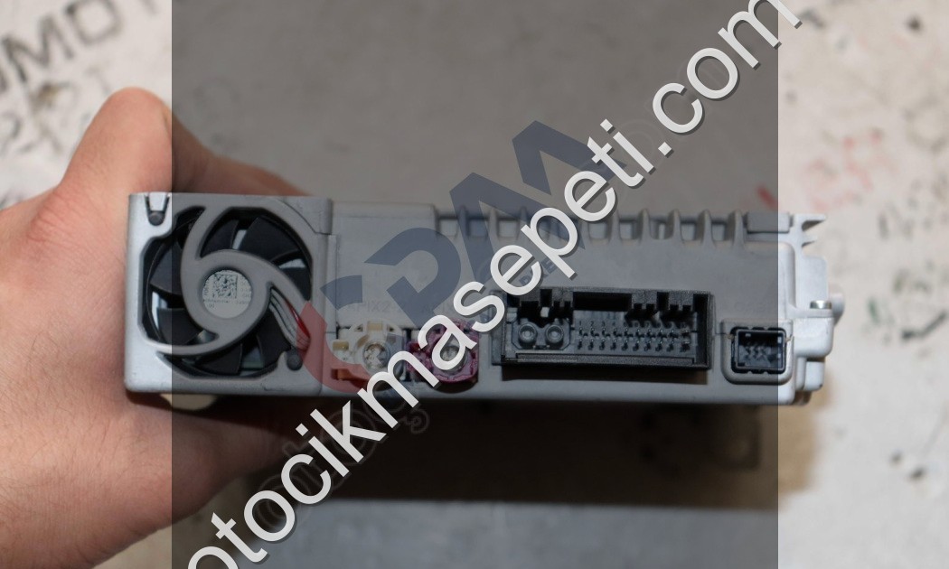 BMW 5 SERİSİ G30 G31 750İ G12 F15 TEYP NAVİGASYON 8800375