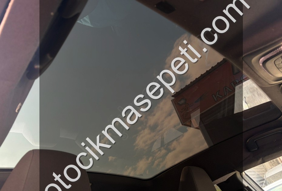 2025 Toyota C-HR 1.8 SUNROOF