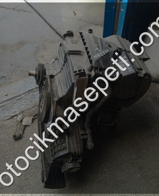 MEGANE 4 KALORÜFER KAZANI SÖKME ORJİNAL SAVAS OTO