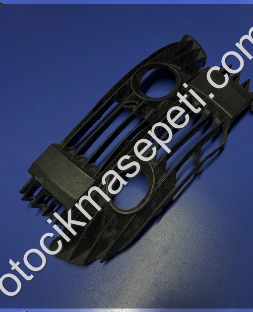 3B0853665 LB41 3B0853666 LB41 PASSAT B5.5 SAĞ SOL SİS ÇERÇEVESİ