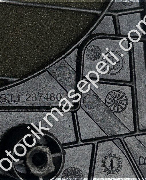 2874802 BMW G30 G31 SAĞ ARKA HOPARLÖR KAPAK HARMAN KARDON