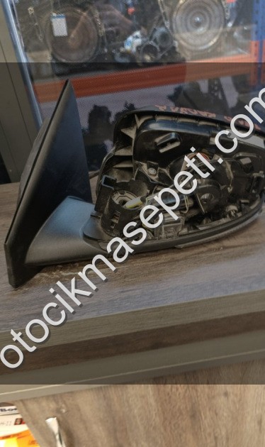 RENAULT KADJAR - AYNA ÇERCEVESİ