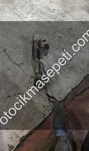 2008 NISSAN SKYSTAR ÇIKMA ORJİNAL GAZ PEDALI YEDEK PARÇALARI