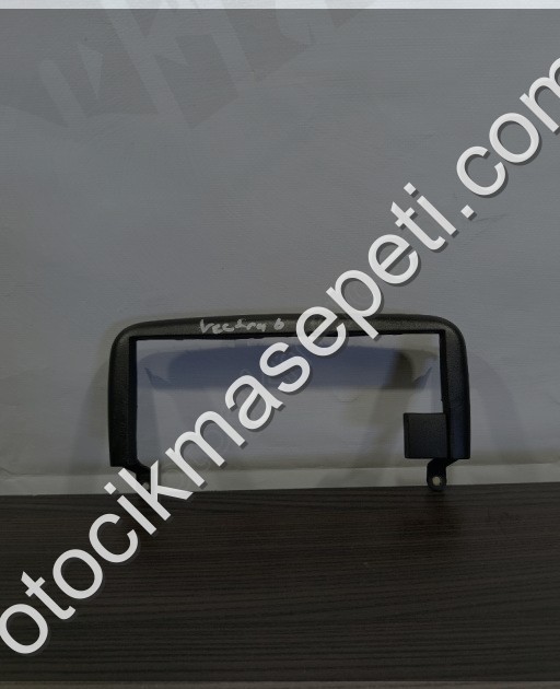 Opel Vectra B Teyp Çerçevesi