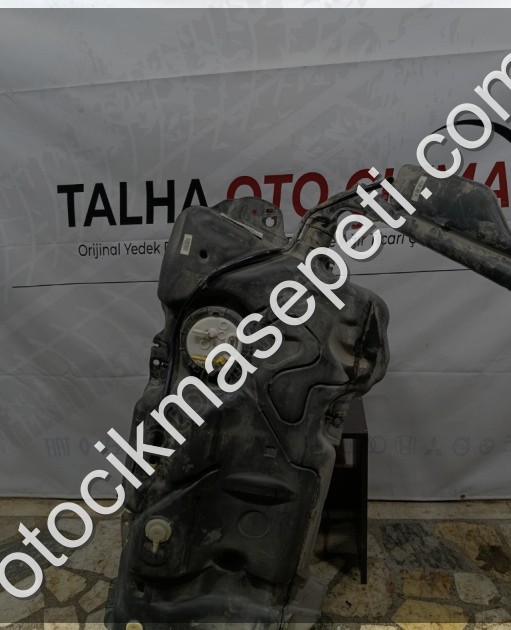 Peugeot 407 1.6 HDI Yakıt Deposu