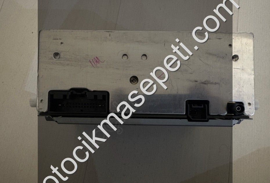 FORD FOCUS 3 TEYP ÇERCEVESİ VE CDİ CALAR KOMPLE