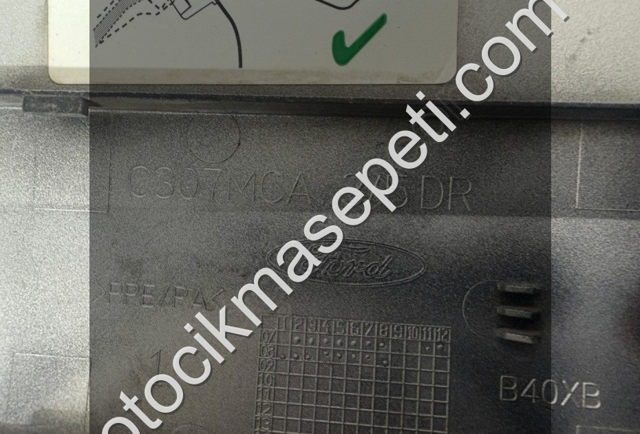 FORD FOCUS 2 HATCHBACK DEPO KAPAĞI