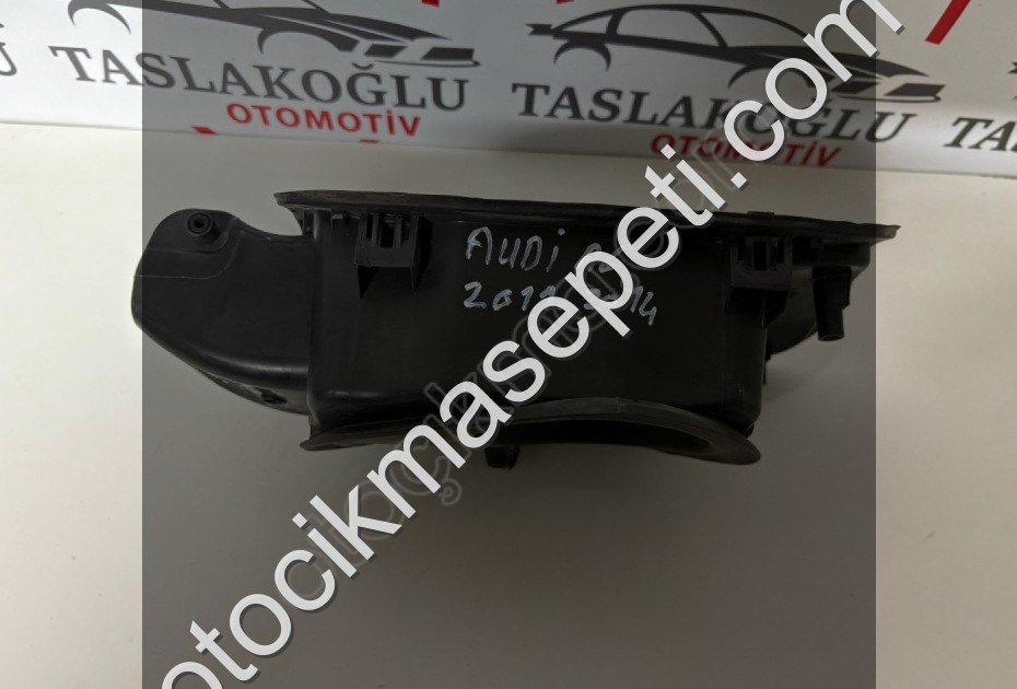AUDİ A6 DEPO KAPAĞI