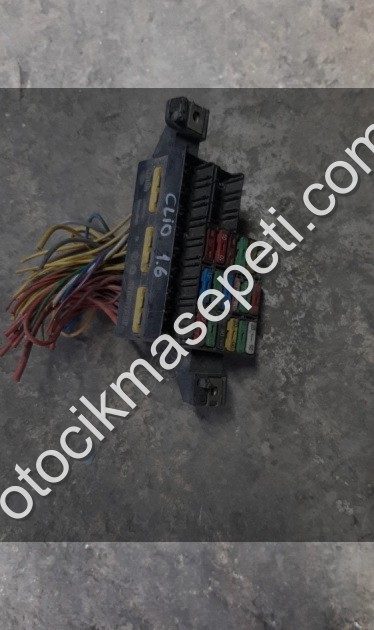 Renault clio 1.6 sigorta tablosu