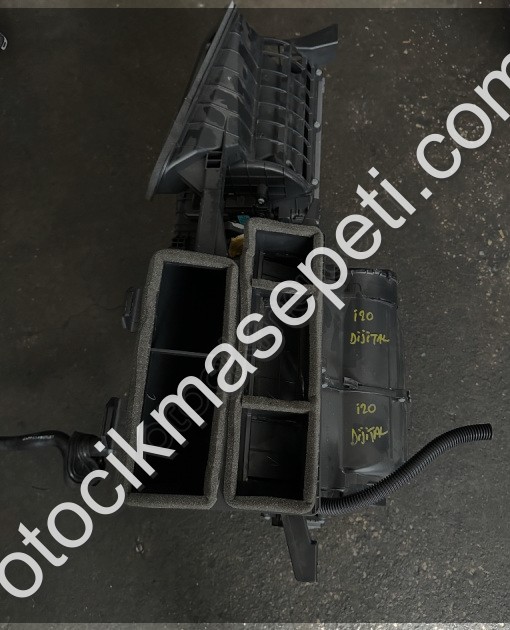 İ20 2024 DİJİTAL KALORİFER KUTUSU ORJİNALL ÇIKMA