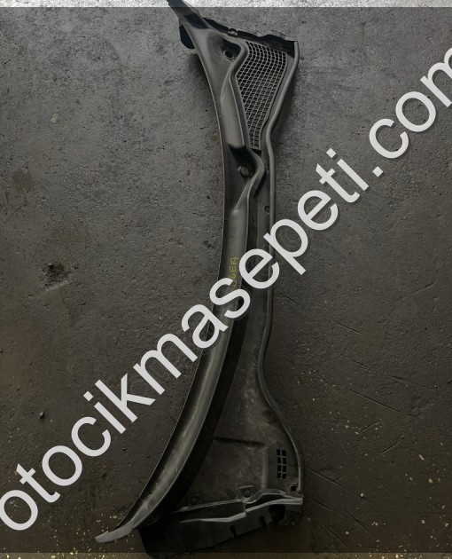 EGEA ÖN CAM IZGARASII ORJİNALL ÇIKMA PARÇAA