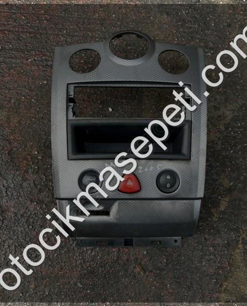 MEGANE 2 ORTA ÇERCEVE ORJİNAAL ÇIKMA PARÇAA