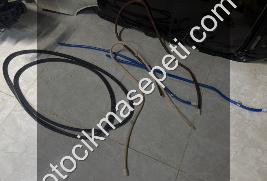 2021-25 CUPRA FORMENTOR SANRUF KOMPLE HATASIZ ORJ ÇIKMA