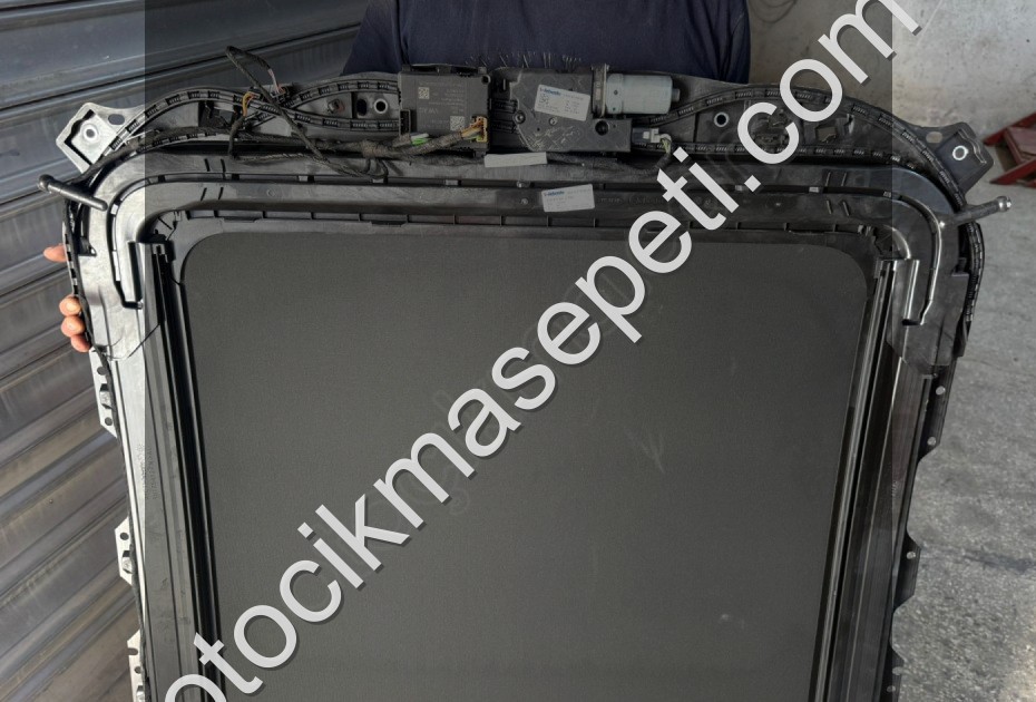 2021-25 CUPRA FORMENTOR SANRUF KOMPLE HATASIZ ORJ ÇIKMA