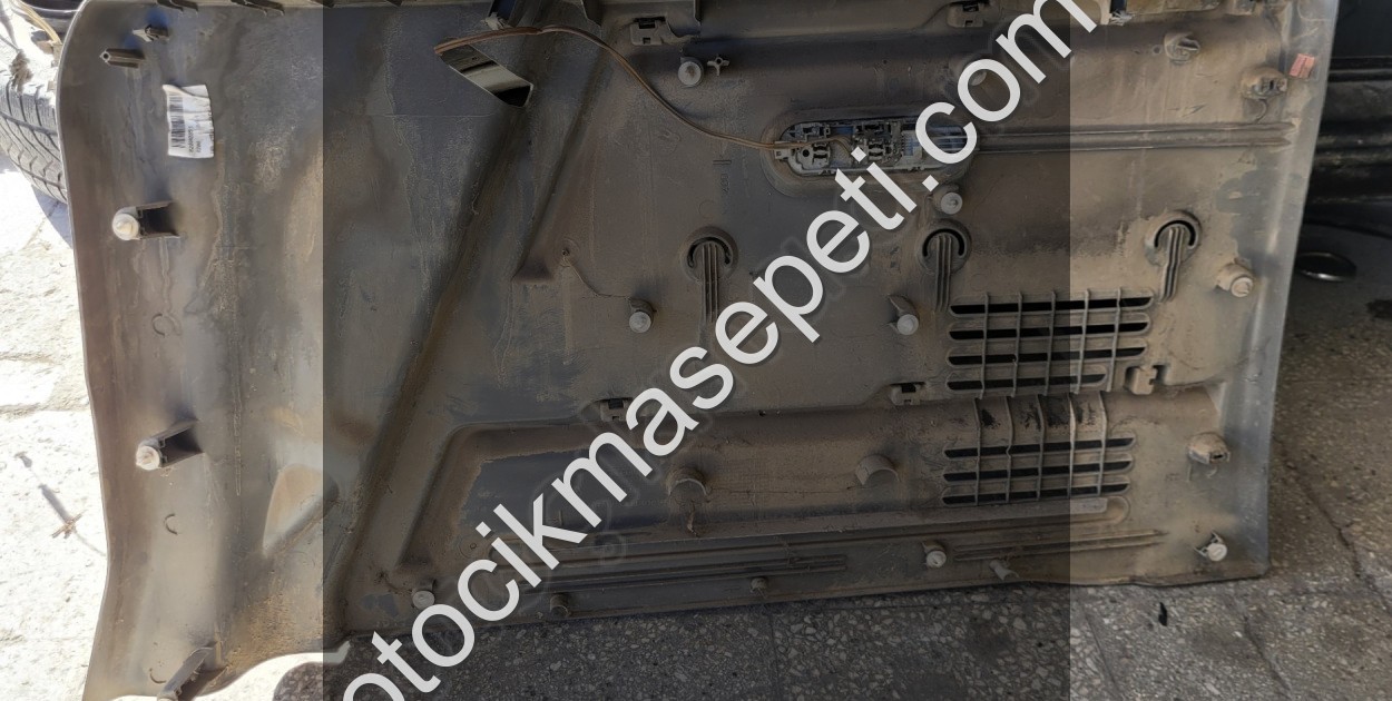 8200828573 Renault Kangoo III Sol Arka Bagaj Kaplaması